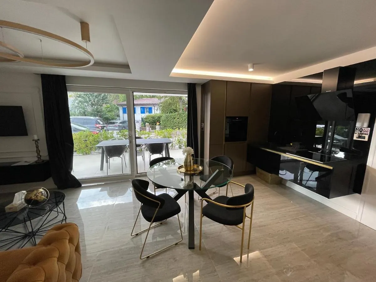 Luxury Apartment Toma Njivice 0*,  Croatia