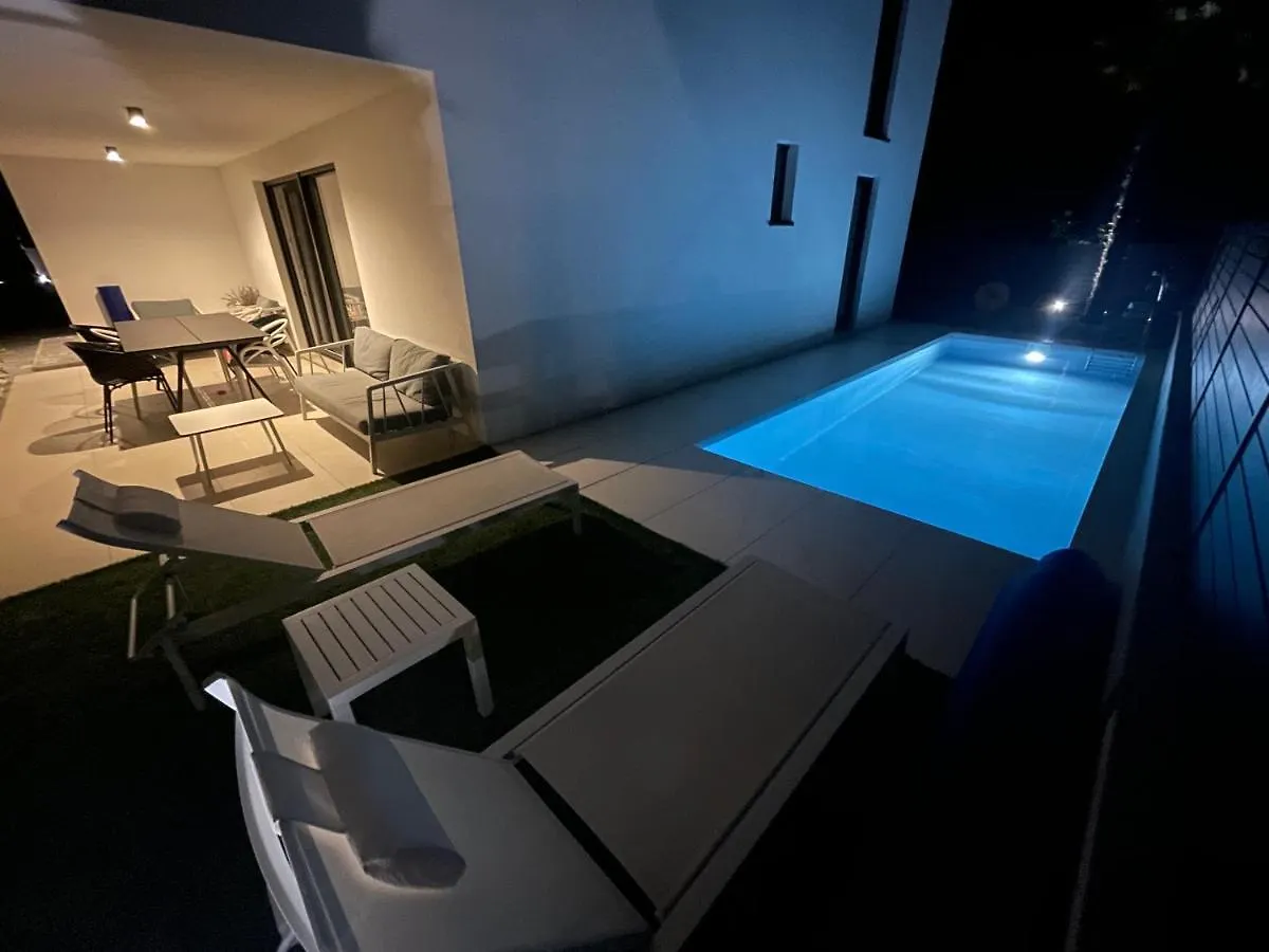 Luxury Apartment Toma Njivice